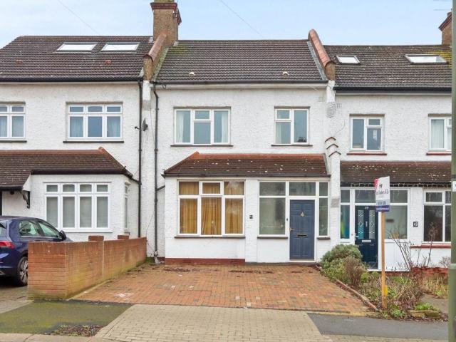 House for sale in Friern Barnet, Greater London