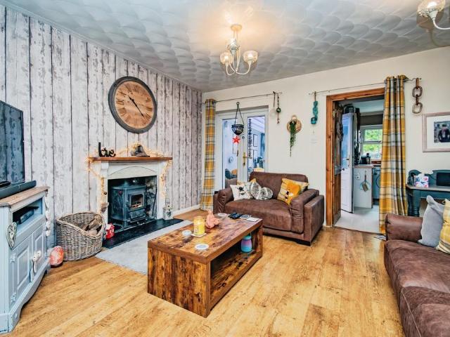 House for sale in Monkton, Pembroke