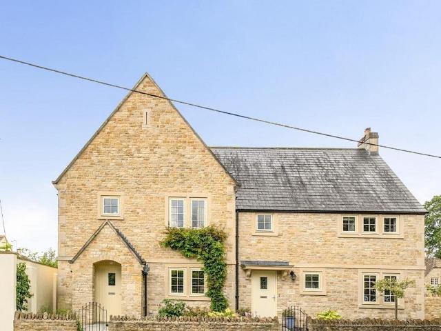 House for sale in Corsham