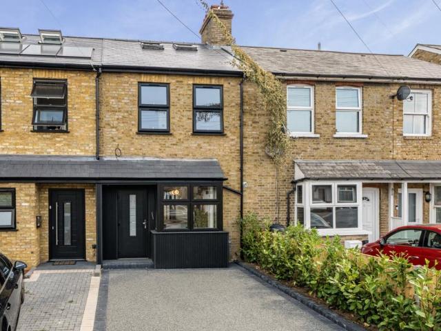House for sale in Greater London