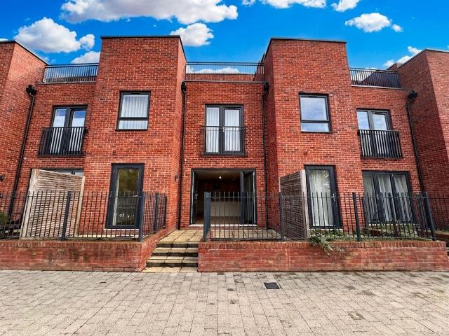 House for sale in Black Friars, Leicester