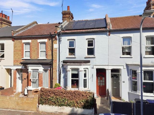 House for sale in Milton, Alton Barnes