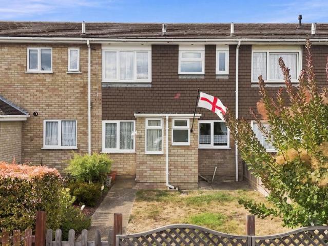 House for sale in North Shoebury, Alton Barnes