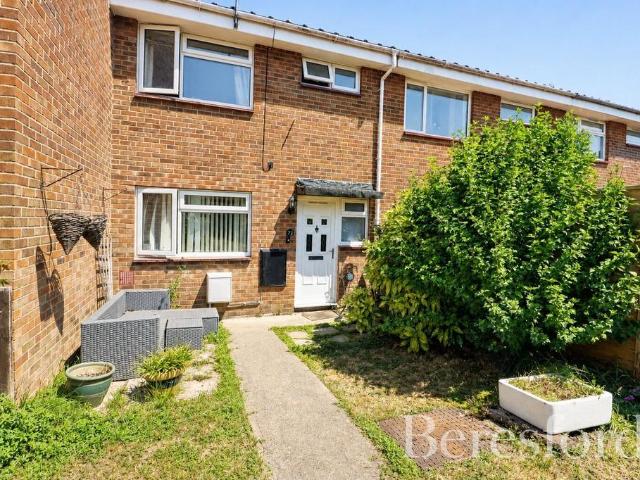 House for sale in Chipping Hill, Essex