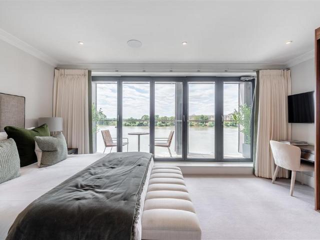 House for sale in Hammersmith, Greater London