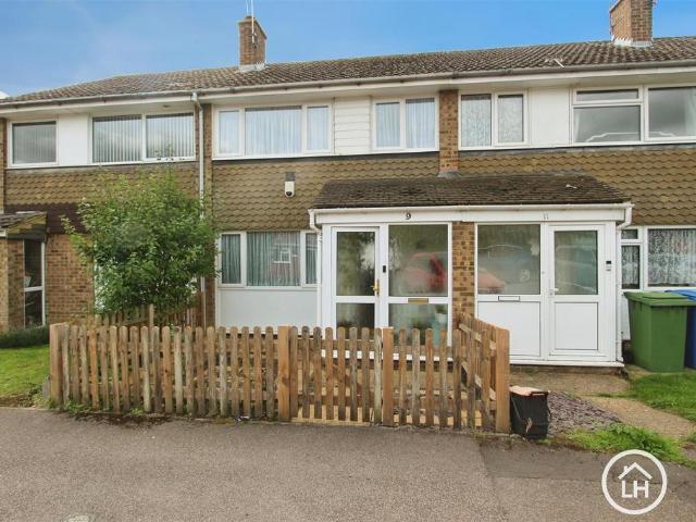 House for sale in Oad Street, Kent