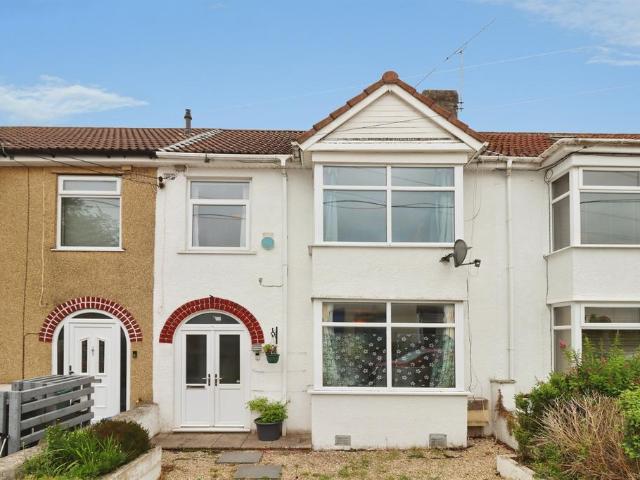 House for sale in Kingswood