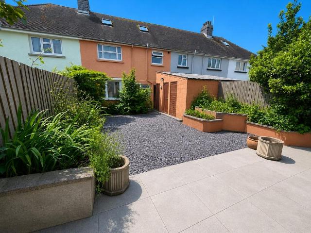 House for sale in Saundersfoot, Wales