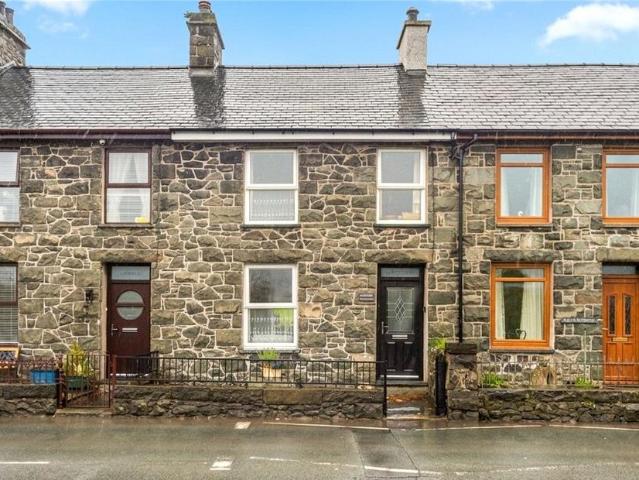 House for sale in Penrhyndeudraeth, Minffordd