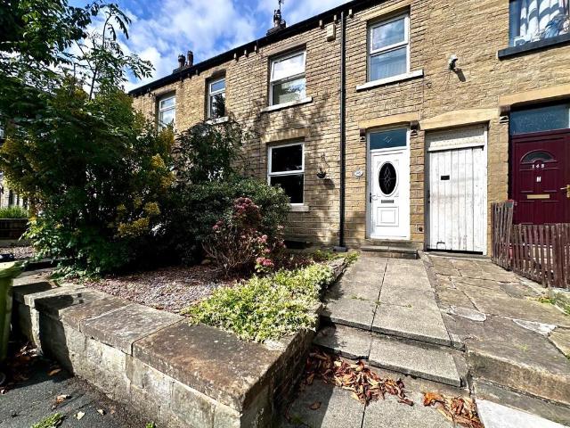 House for sale in Milnsbridge, West Yorkshire