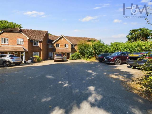 House for sale in Roebuck, Shephall