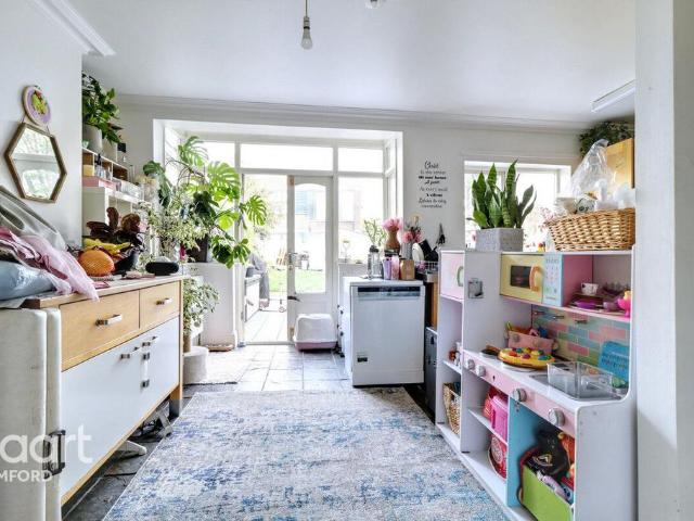 House for sale in Rush Green, Greater London