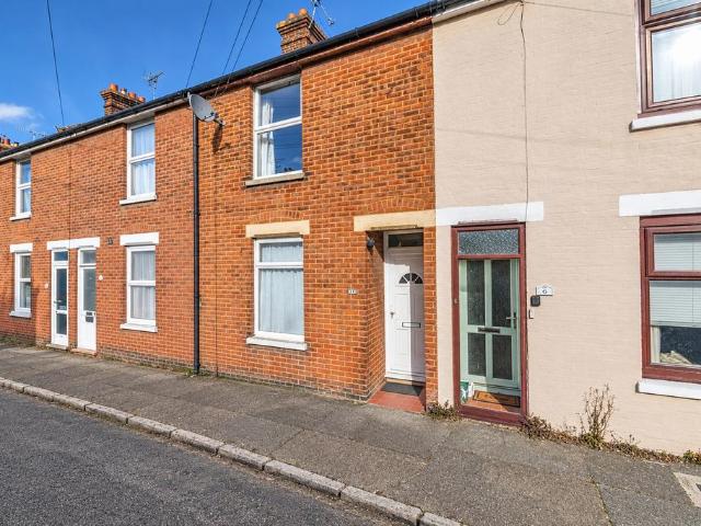 House for sale in Barracks, Canterbury