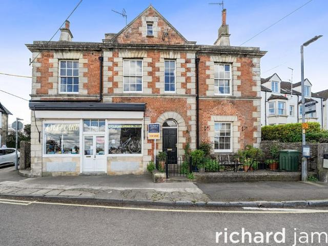 House for sale in Purton, Wiltshire