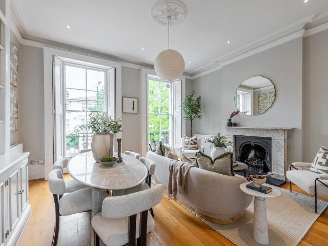 House for sale in Kensal Town, Bayswater