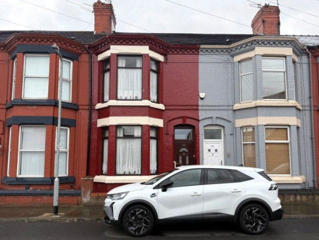 House for sale in Stoneycroft, Calderstones