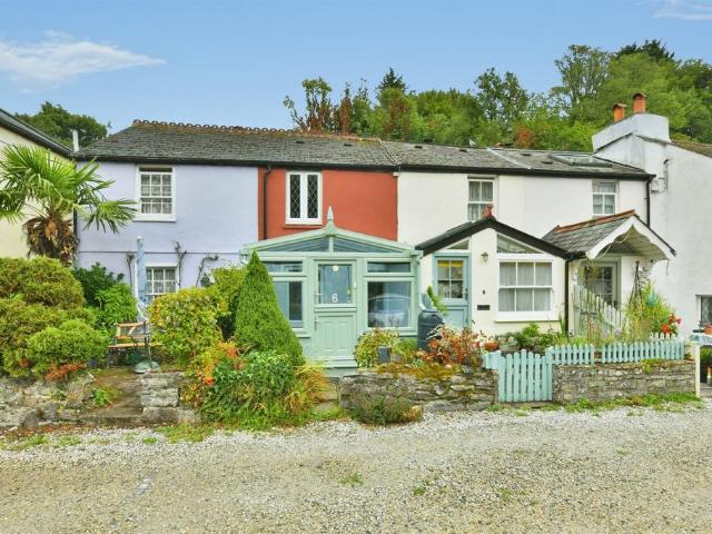 House for sale in Saltash, Cornwall