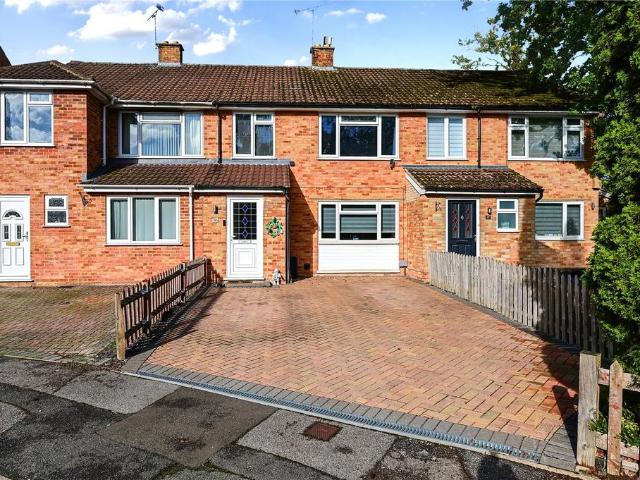 House for sale in Yateley, Hart
