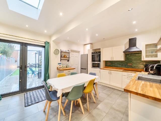 House for sale in Clewer Village, Windsor