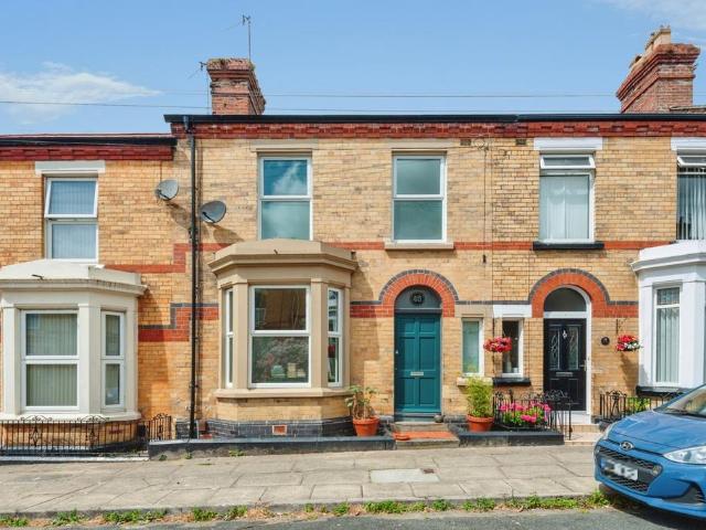 House for sale in Calderstones