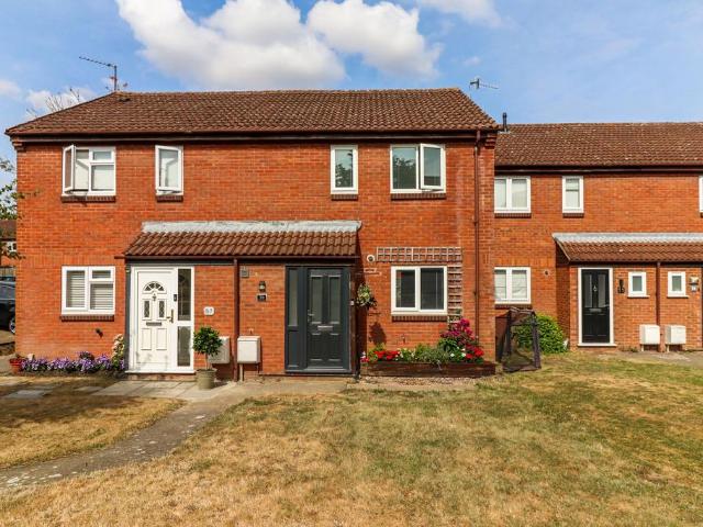 House for sale in Batchworth, Hertfordshire