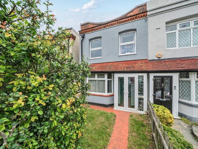 House for sale in Ramsden, Greater London