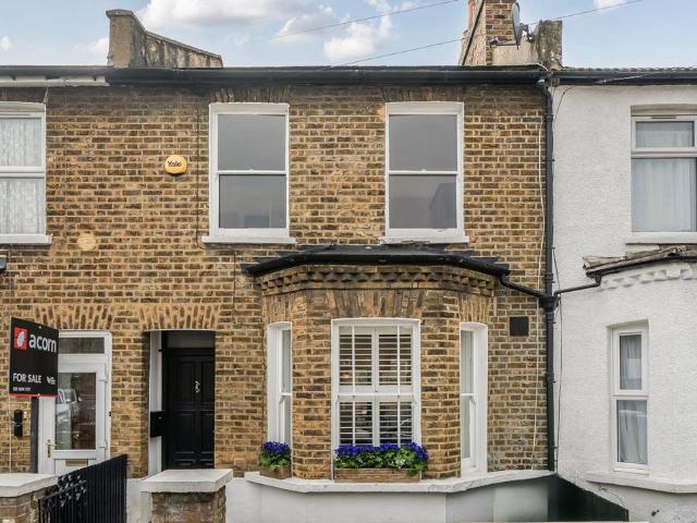 House for sale in London Borough of Lewisham, Brockley