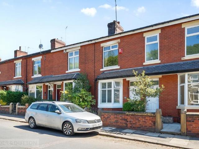 House for sale in Haugh Square, Burnedge