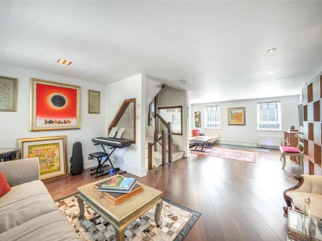 House for sale in Kensal Town, Greater London