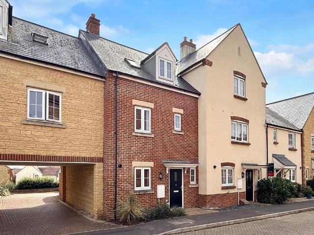 House for sale in Great Faringdon, Dromore