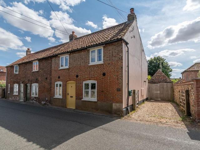 House for sale in Comers, Norfolk