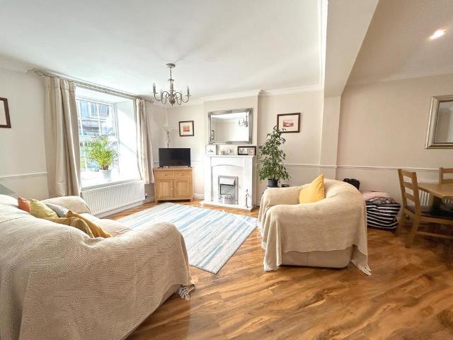 House for sale in Helston, Cornwall