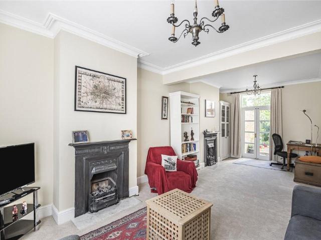 House for sale in Fulham, Greater London