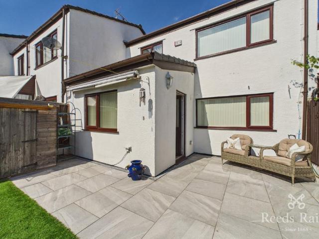 House for sale in Hale