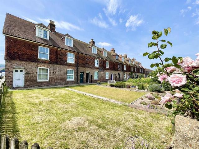 House for sale in Mount Pleasant, Iford