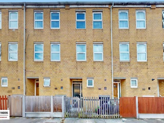 House for sale in Homerton, Greater London