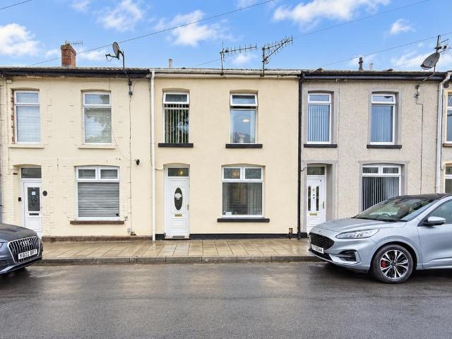 House for sale in Miskin, Wales
