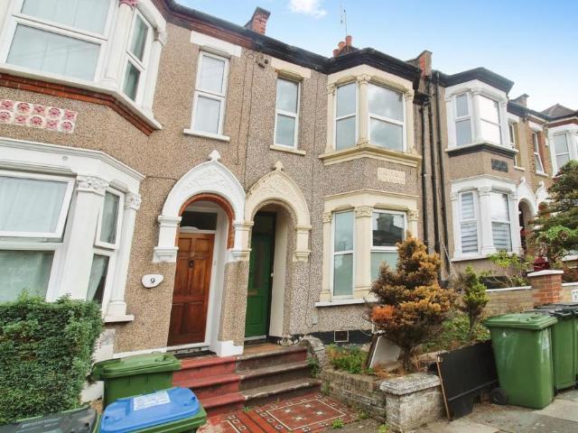 House for sale in Royal Borough of Greenwich, Greater London