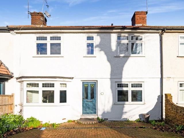 House for sale in East Greenwich, Greater London