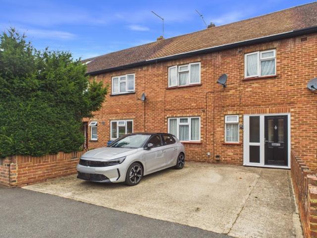 House for sale in New Town, Eton