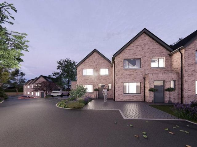House for sale in Burnedge, Greater Manchester