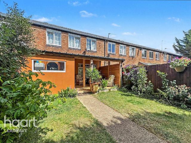 House for sale in Downside, Dunstable