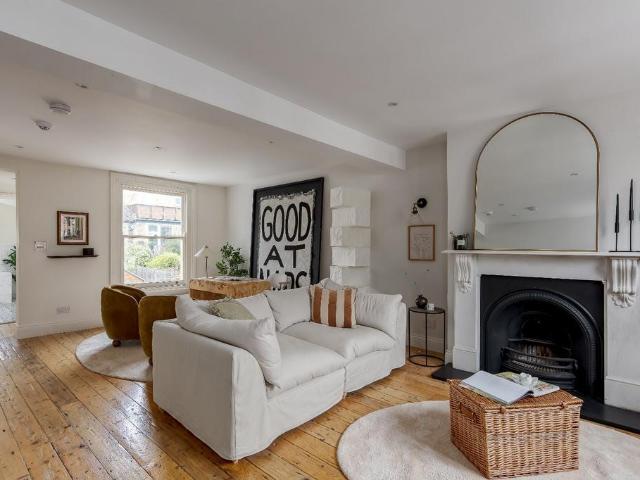 House for sale in London Borough of Lewisham, Greater London