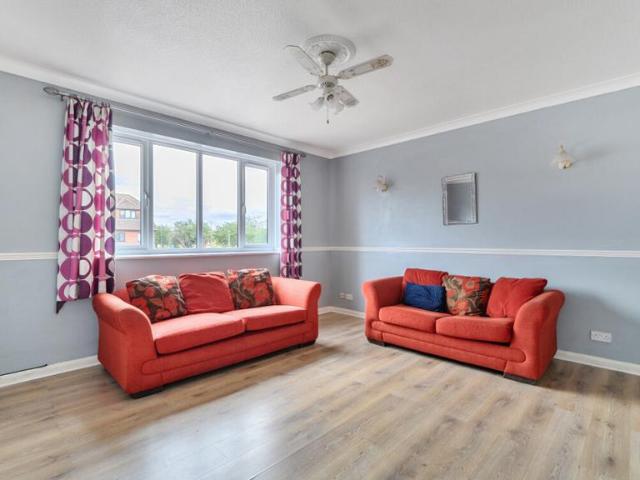 House for sale in Lower Halliford, Surrey