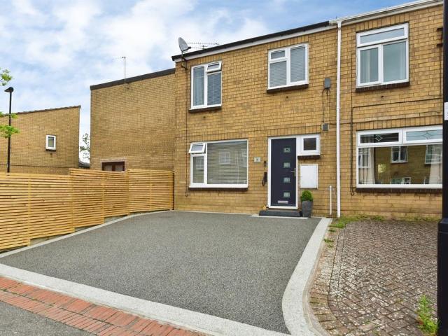 House for sale in Waterthorpe, South Yorkshire