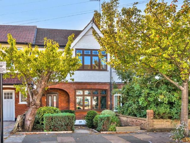 House for sale in London Borough of Lambeth, Greater London
