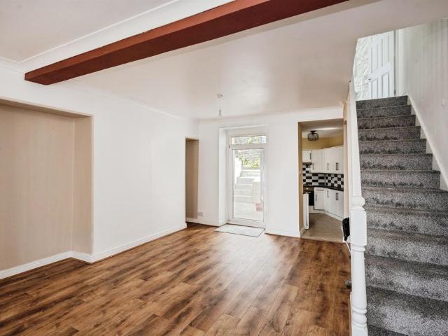 House for sale in Plasmarl, Nangreaves