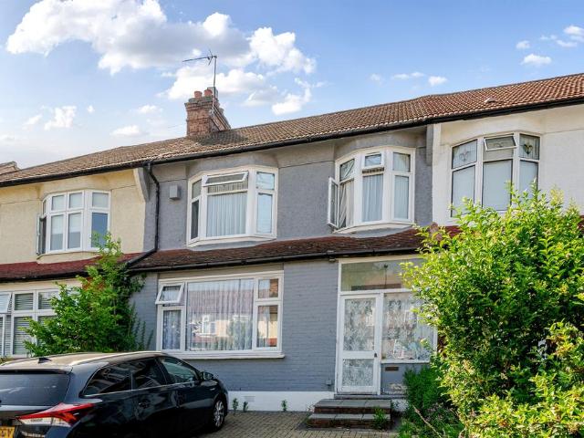 House for sale in Edmonton, Greater London