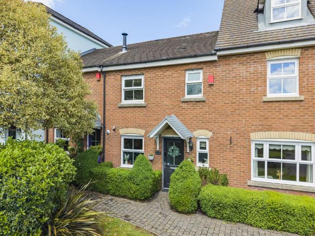 House for sale in Tredomen, Cefn Fforest