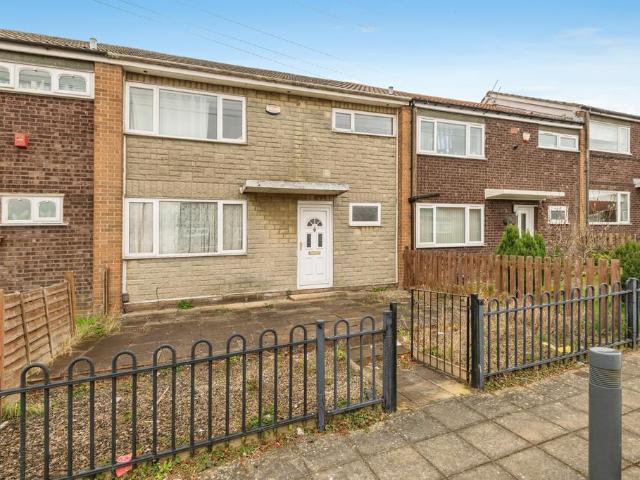 House for sale in Scholes, West Yorkshire